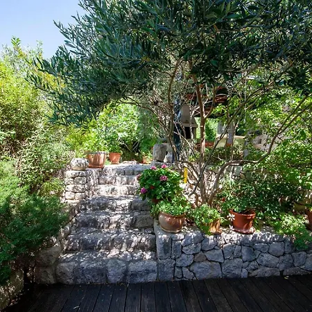 Luxurious In With Jacuzzi Holiday home Makarska