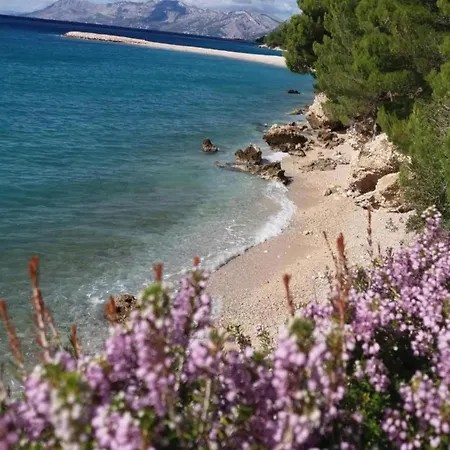 Luxurious In With Jacuzzi Holiday home Makarska